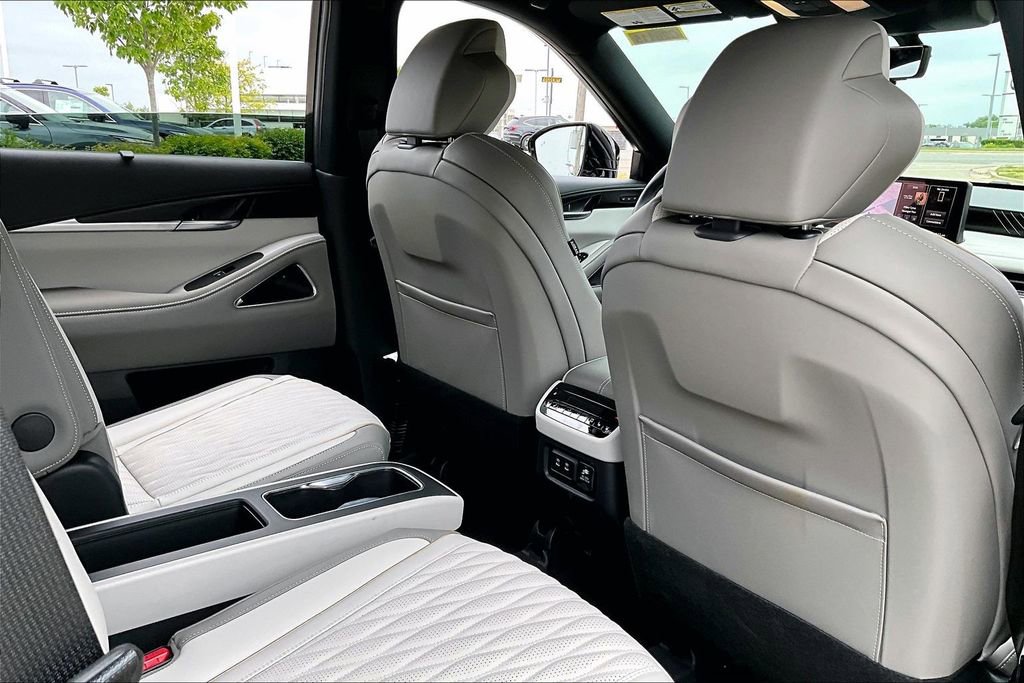 Certified 2026 INFINITI QX60 Autograph w/ Dark Cargo Package AWD/4WD image 29