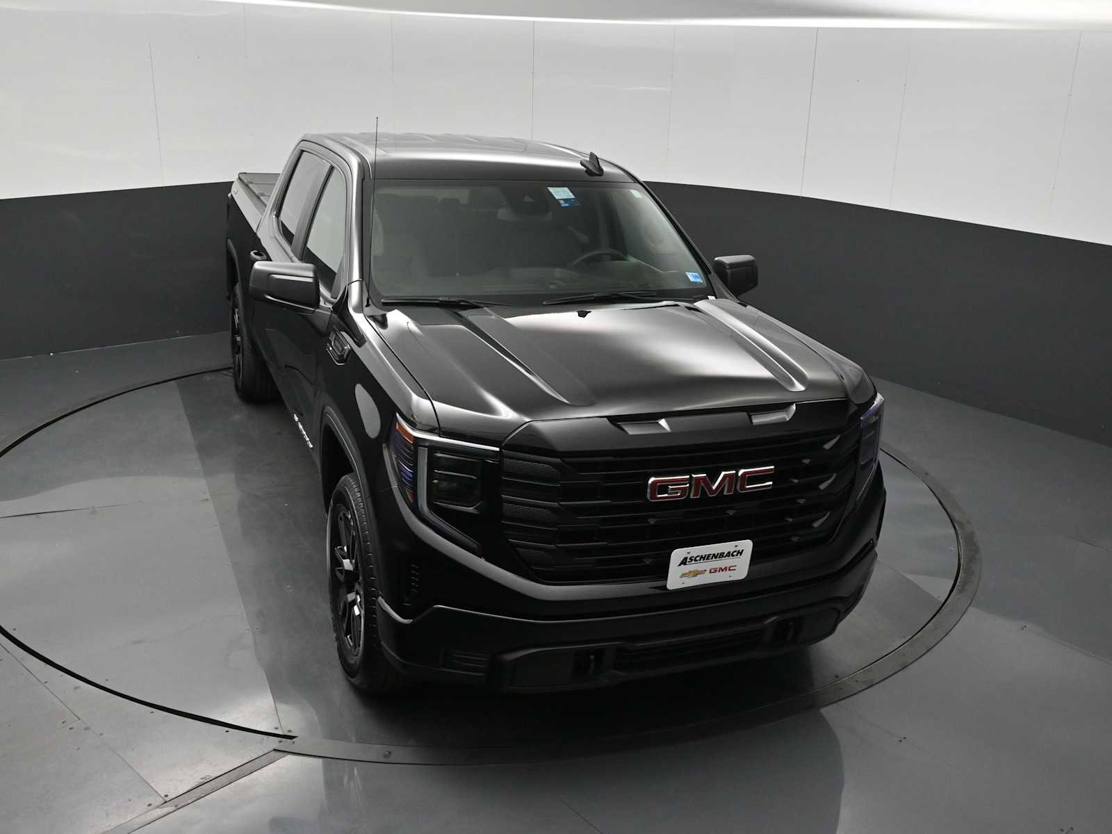 Used 2025 GMC Sierra 1500 Pro w/ Graphite Edition image 11