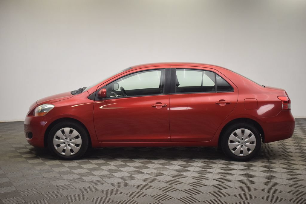 Used 2010 Toyota Yaris Sedan FWD image 9