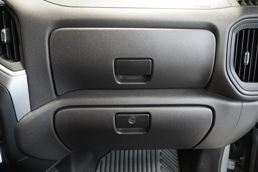 Used 2024 Chevrolet Silverado 1500 Custom Trail Boss w/ LPO, Dark Essentials Package image 33