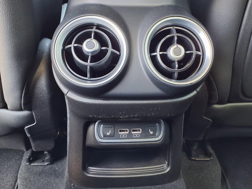 Used 2023 Alfa Romeo Stelvio Estrema AWD/4WD image 16