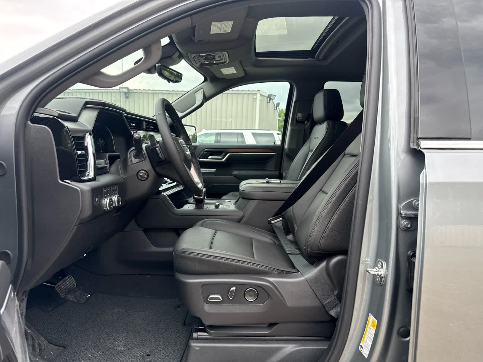 New 2026 GMC Sierra 1500 Denali w/ Technology Package AWD/4WD image 13