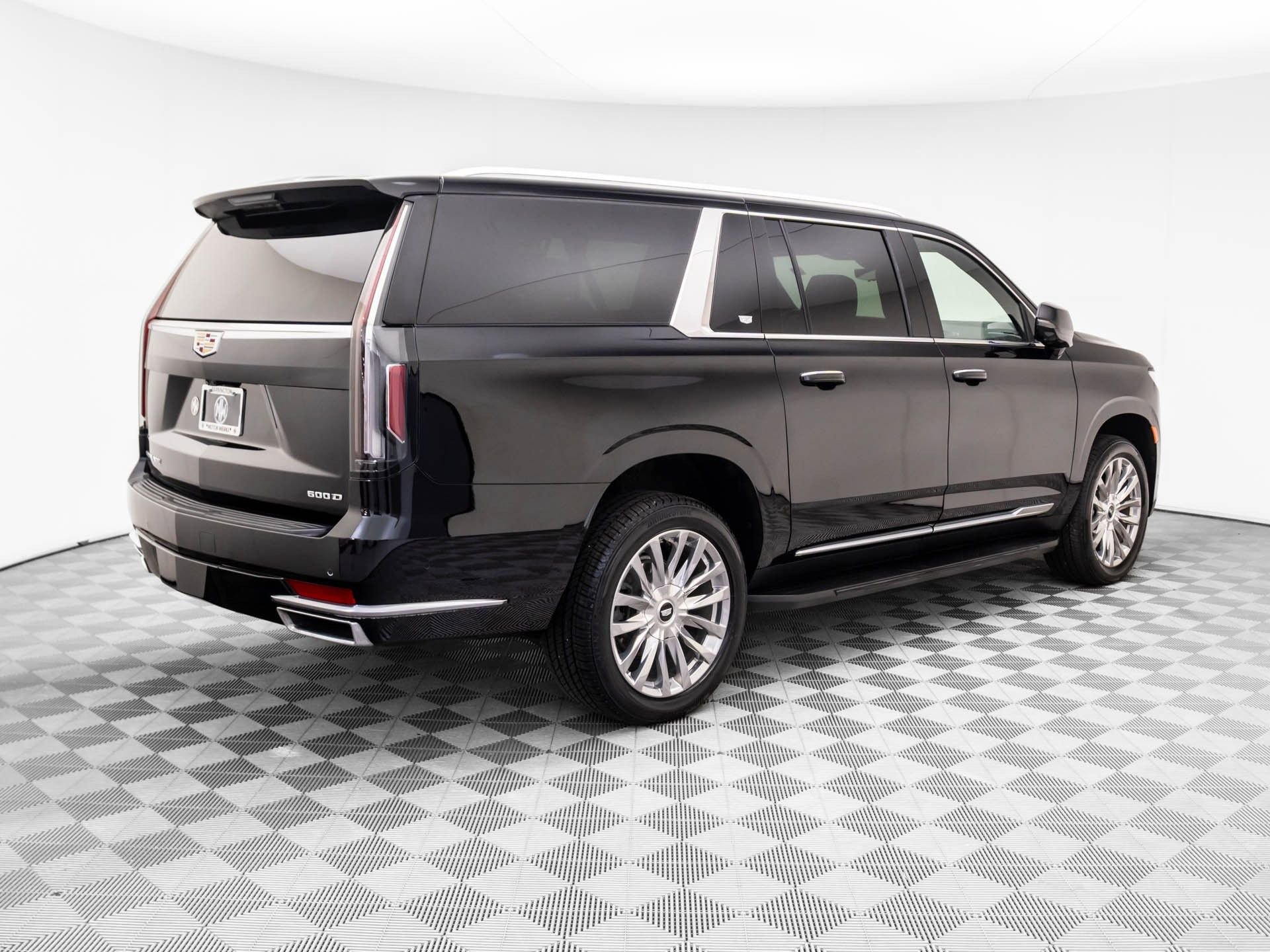 Certified 2023 Cadillac Escalade ESV Premium Luxury image 6