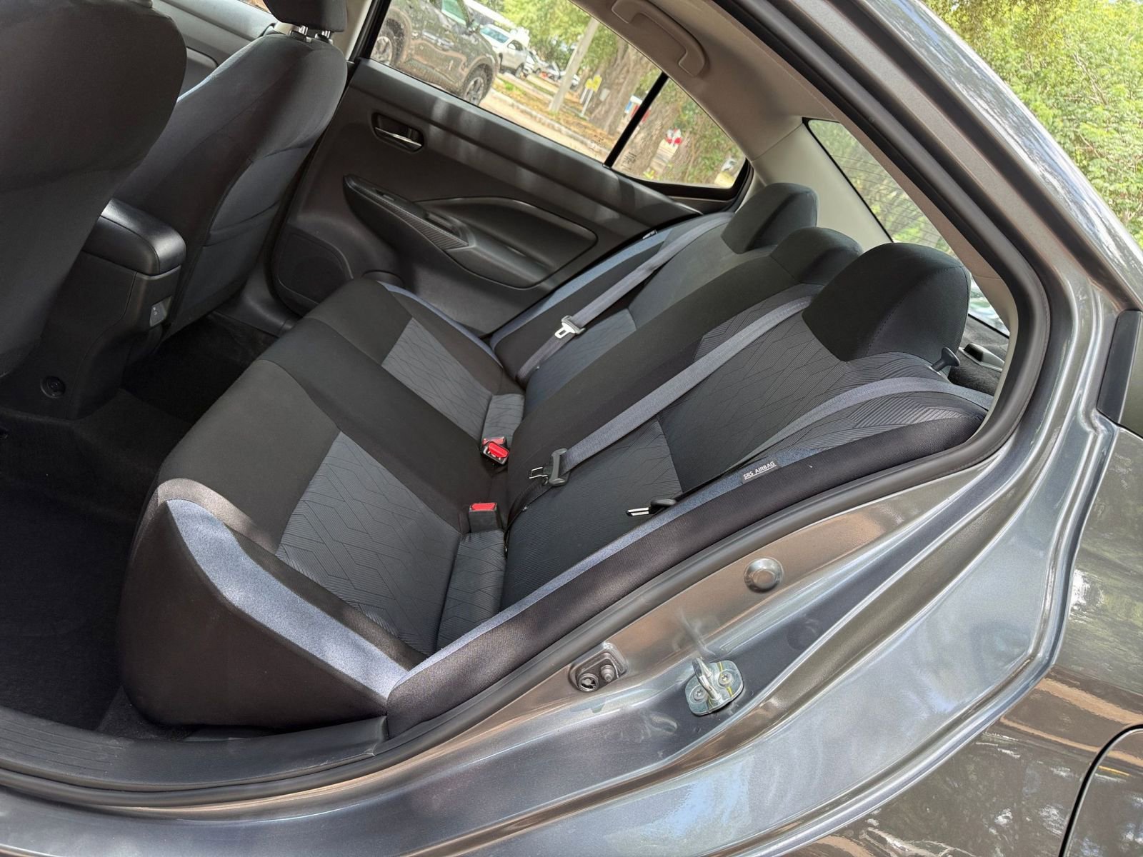 Used 2025 Nissan Versa SV FWD image 22