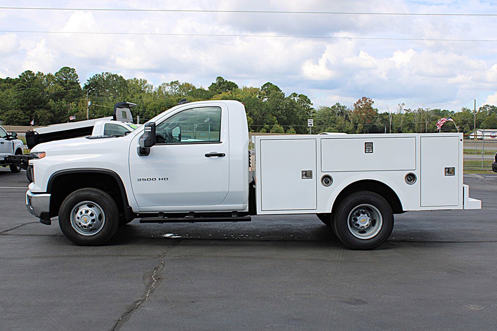 Used 2024 Chevrolet Silverado 3500 W/T w/ Snow Plow Prep Package image 6