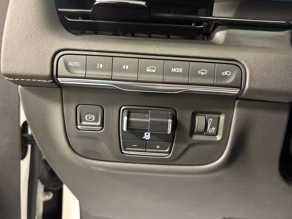 Certified 2023 Cadillac Escalade Sport w/ LPO, ONYX Package image 38