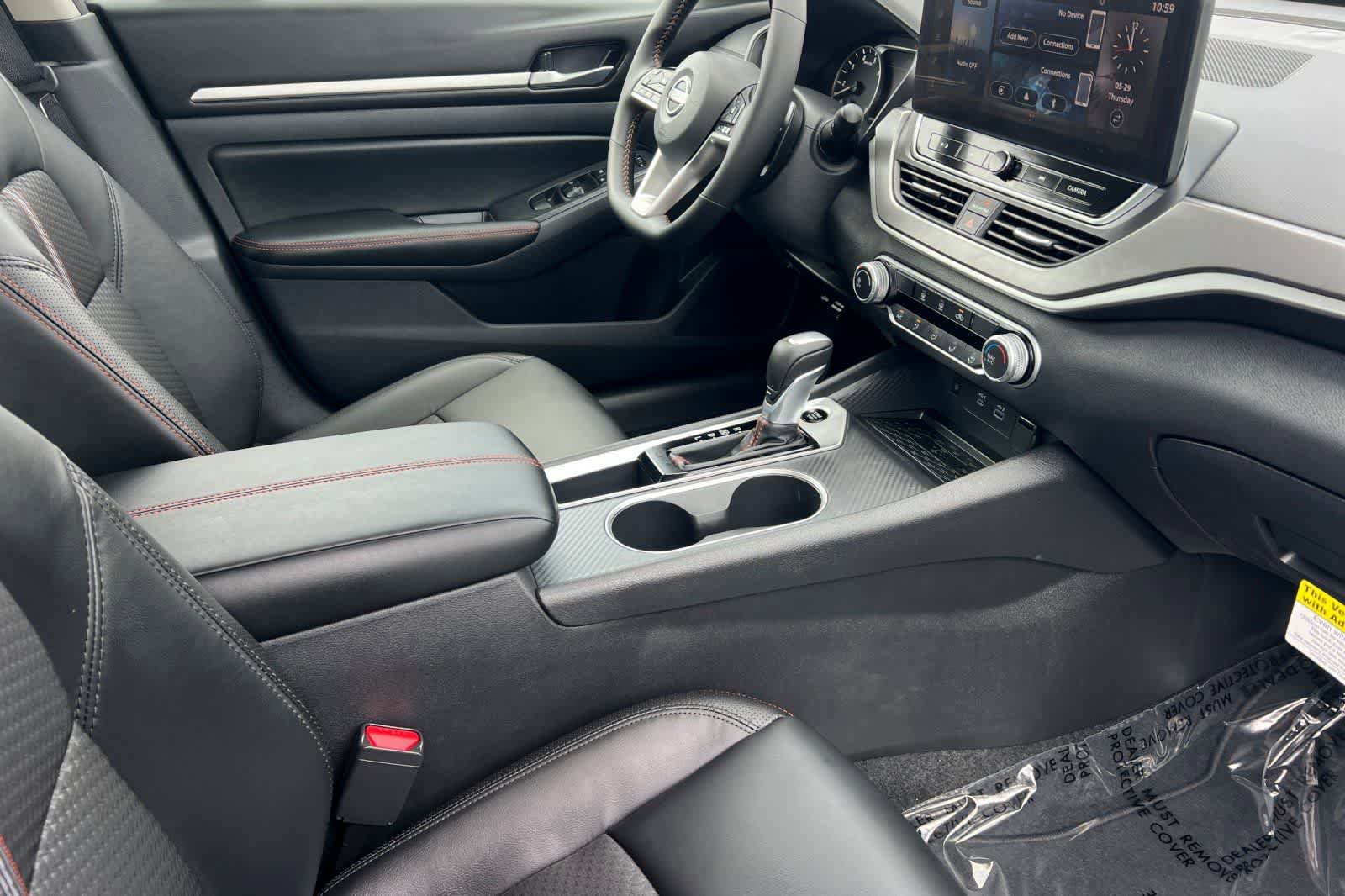 New 2026 Nissan Altima 2.5 SR FWD image 18