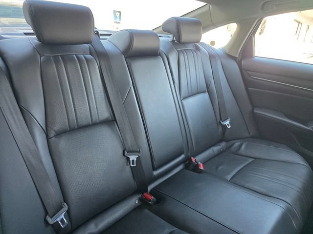 Used 2018 Honda Accord EX-L image 19