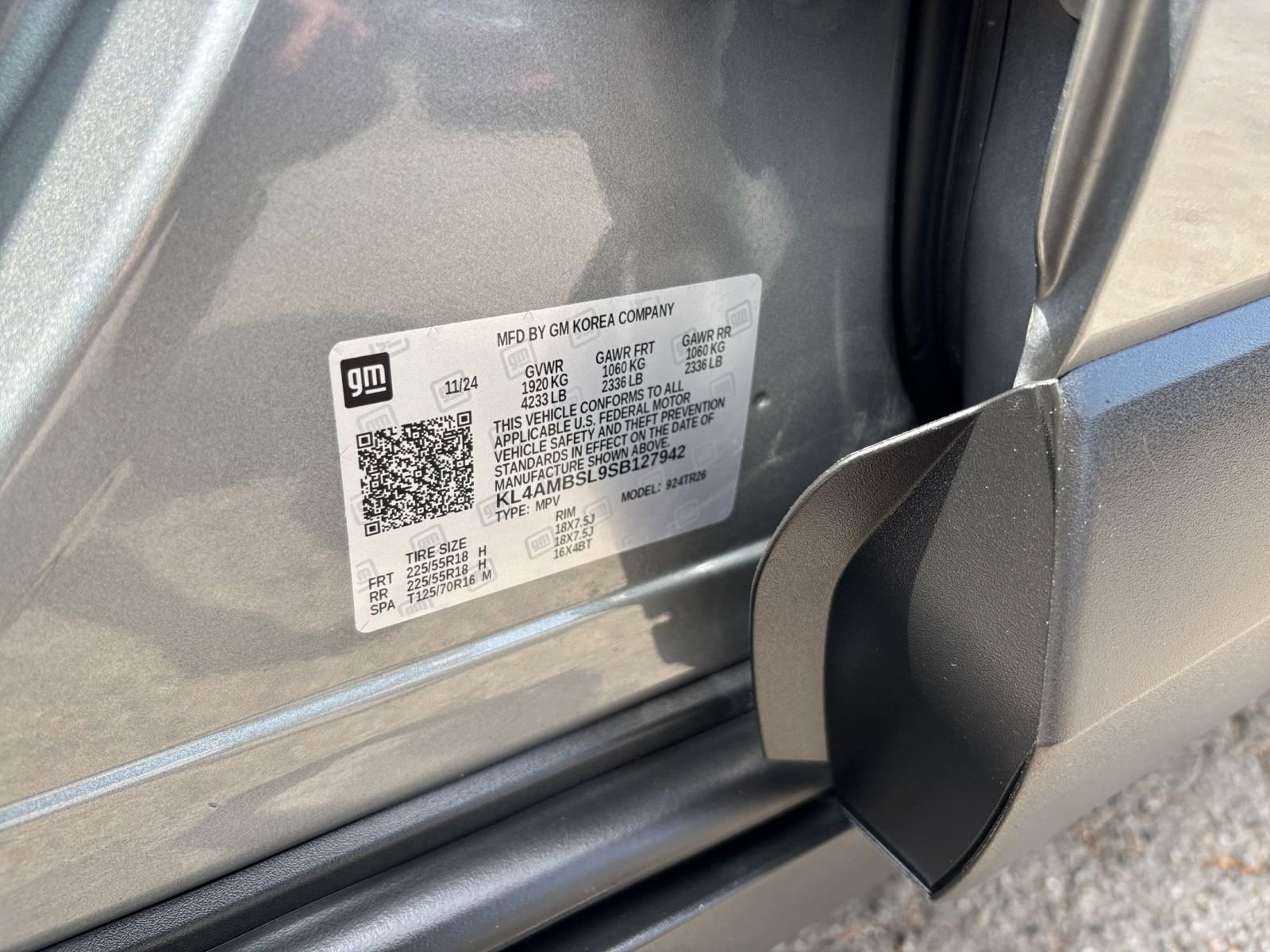 Used 2025 Buick Encore GX Preferred FWD image 34