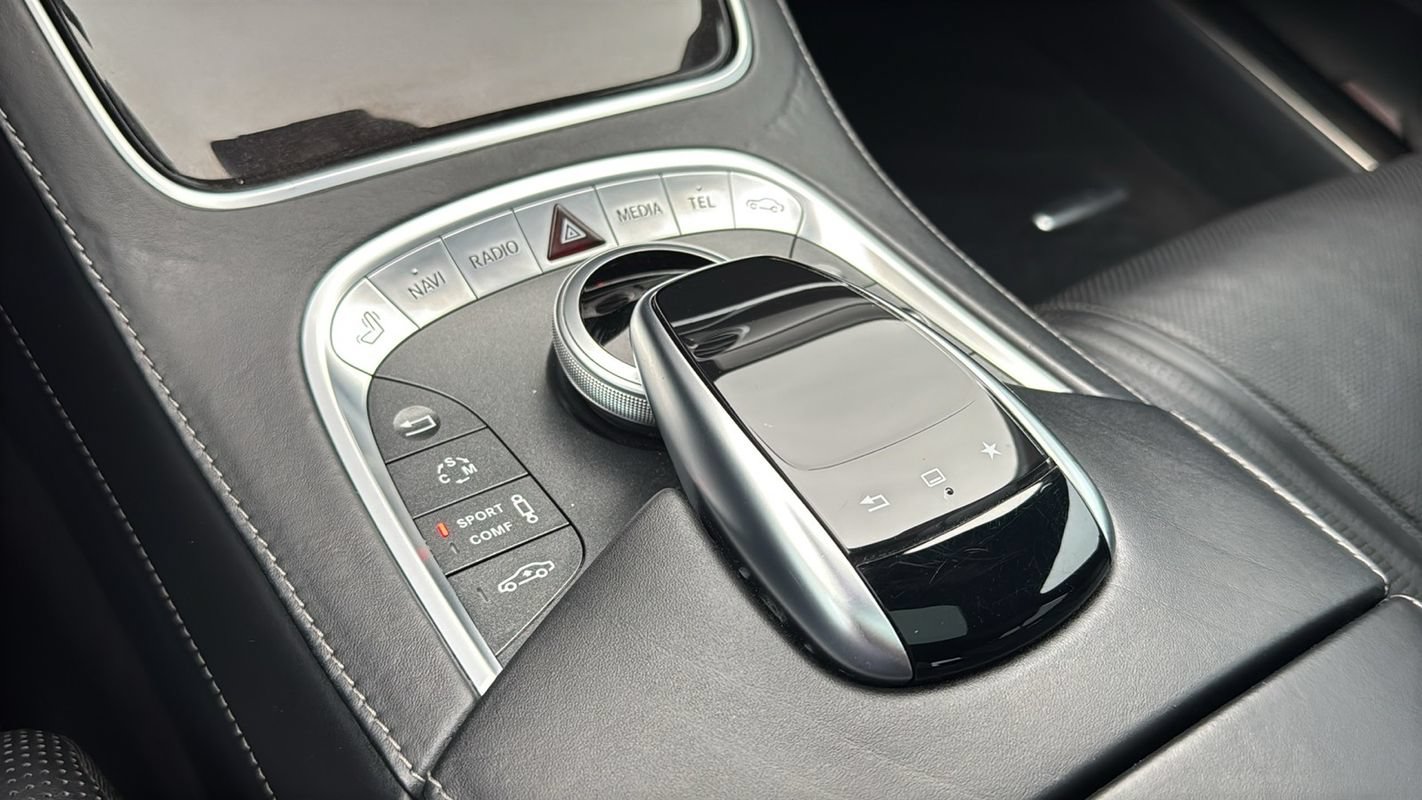 Used 2015 Mercedes-Benz S 63 AMG 4MATIC Sedan image 38