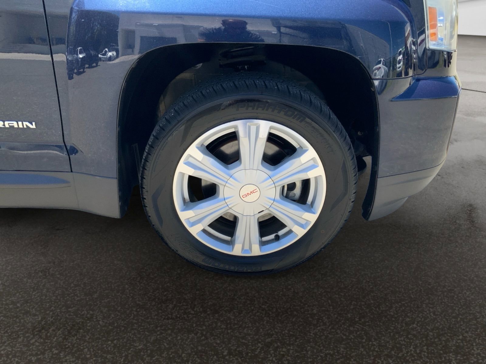 Used 2017 GMC Terrain SLE FWD image 35