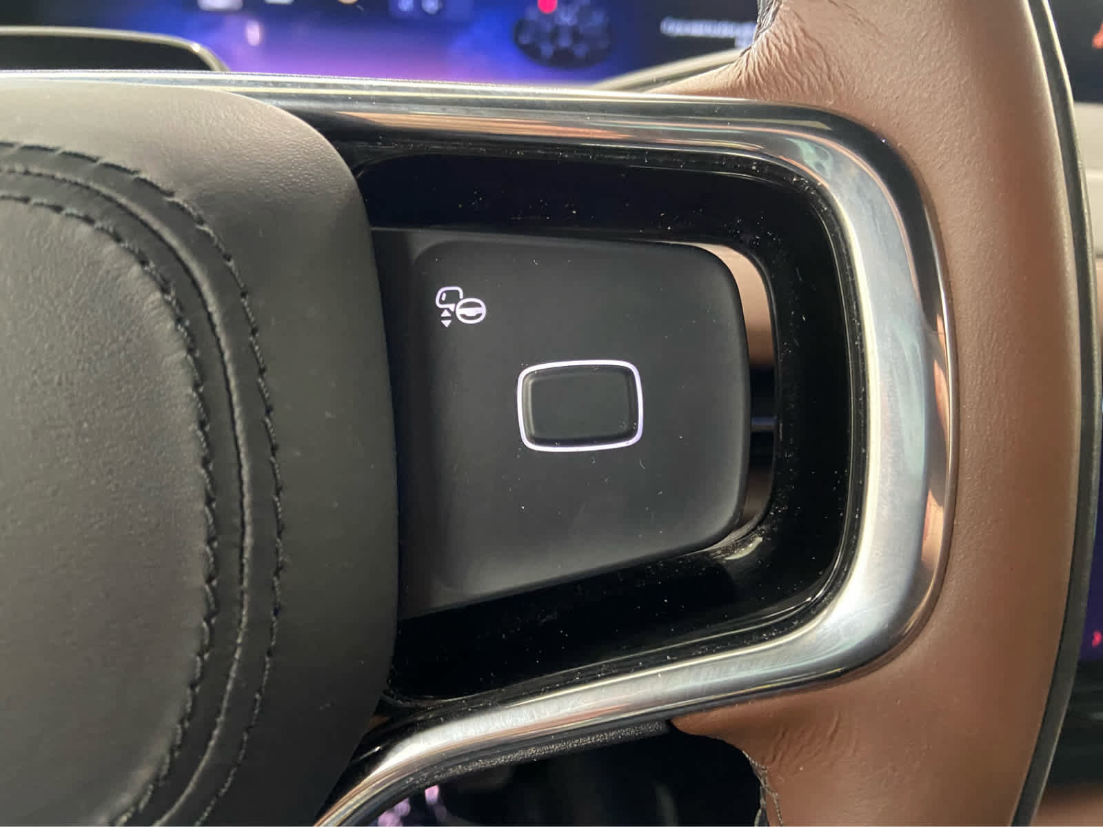 Used 2025 Lincoln Navigator L Reserve AWD/4WD image 27