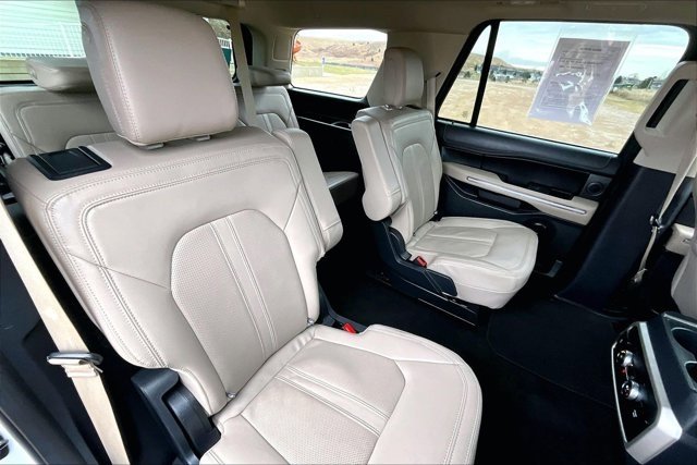 Used 2024 Ford Expedition Limited AWD/4WD image 25