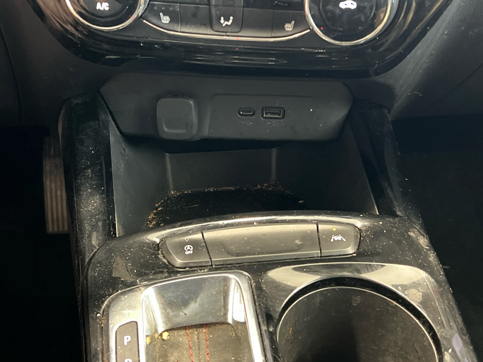 Used 2024 Chevrolet Trax RS w/ Driver Confidence Package FWD image 17