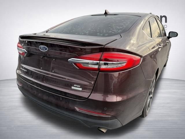 Used 2019 Ford Fusion SE w/ Equipment Group 151A FWD image 12
