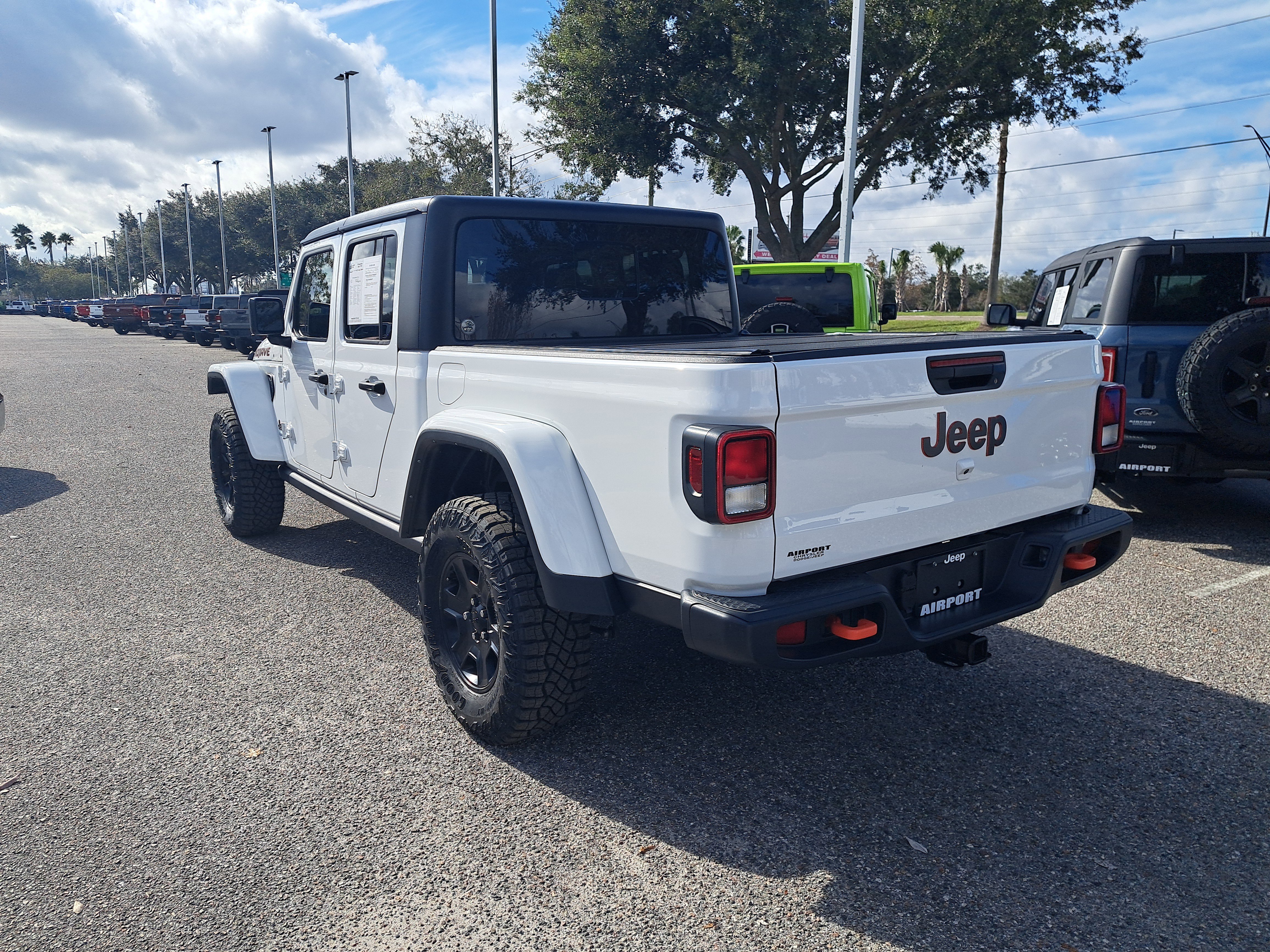 Used 2022 Jeep Gladiator Mojave w/ Trailer Tow Package image 4