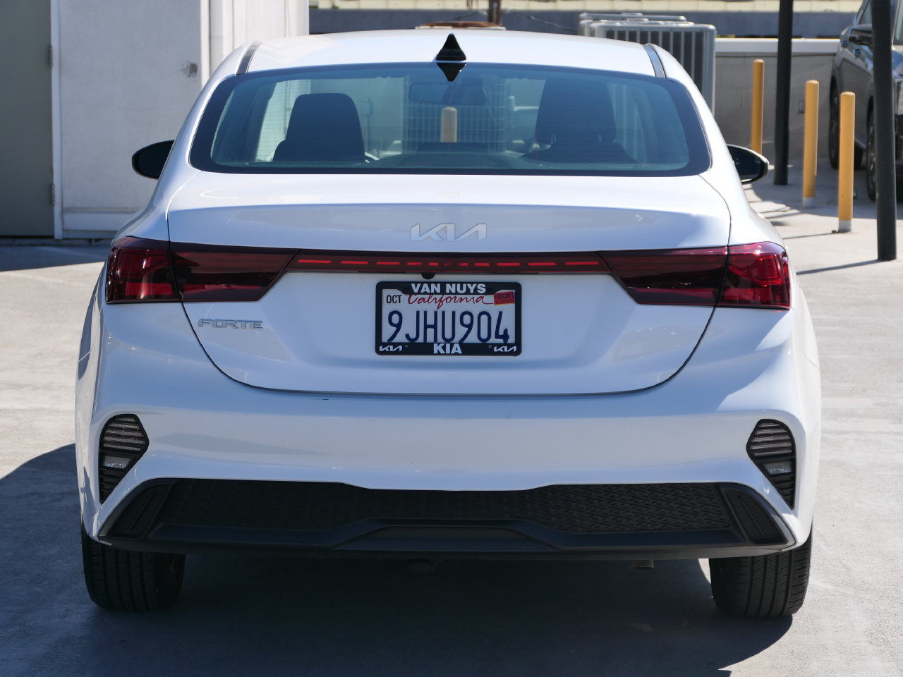 Certified 2023 Kia Forte LXS FWD image 5