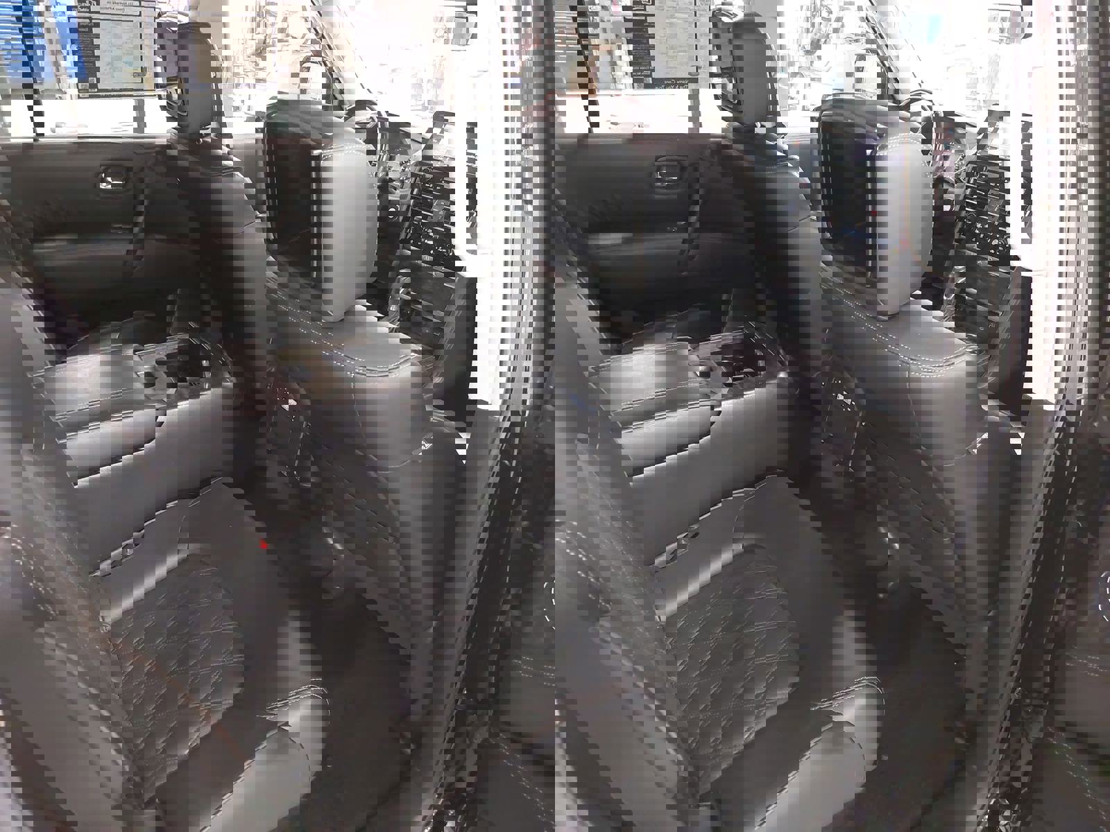 Used 2021 Nissan Armada Platinum w/ Captain's Chairs Package image 11