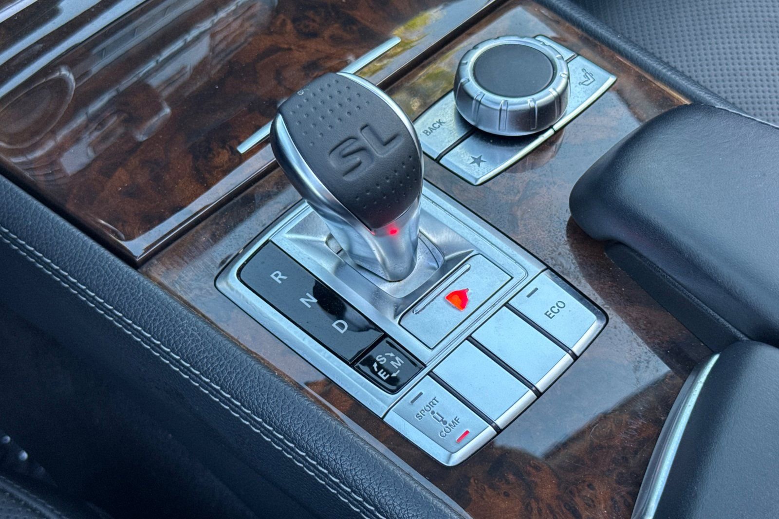 Used 2013 Mercedes-Benz SL 550 image 23