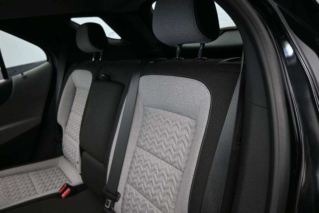 Used 2023 Chevrolet Equinox LS FWD image 27