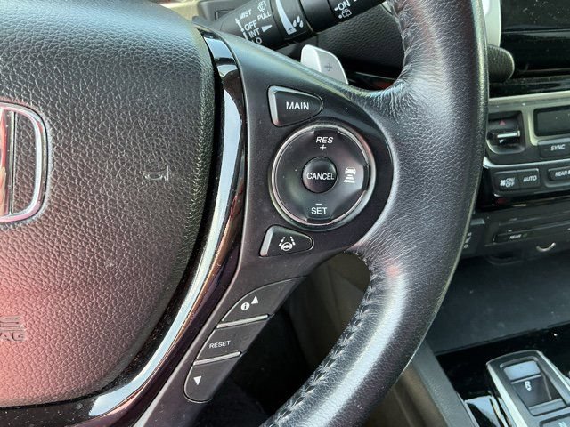 Used 2016 Honda Pilot Touring image 27