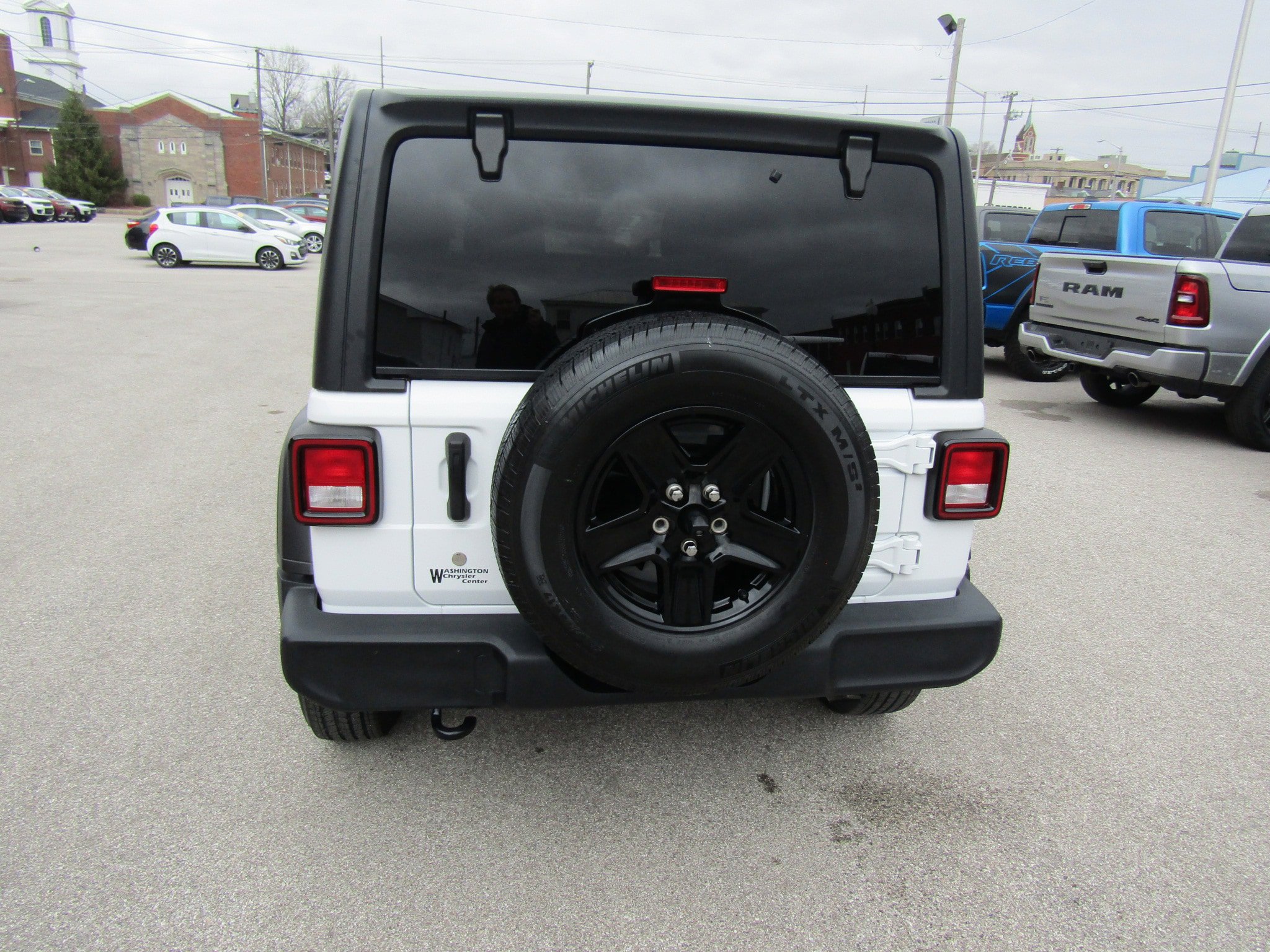 Used 2020 Jeep Wrangler Unlimited Sport S AWD/4WD image 4