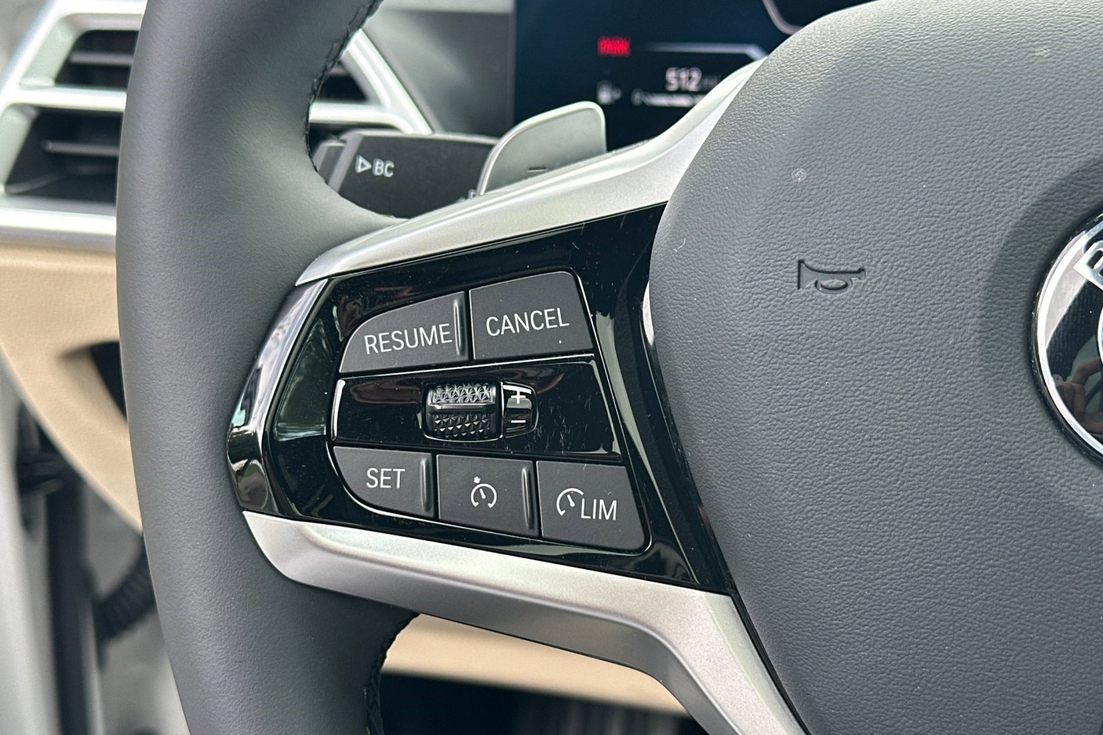 Used 2025 BMW 330i Sedan w/ Convenience Package image 30