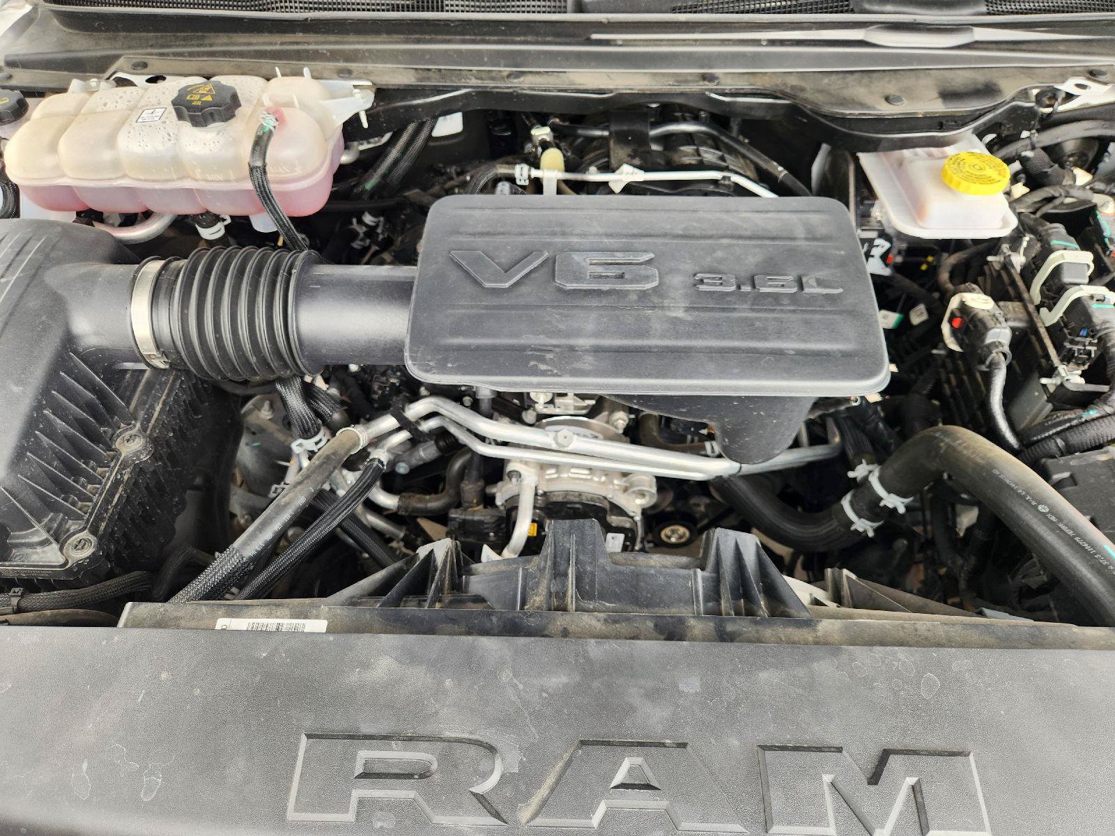 Used 2025 RAM 1500 Big Horn RWD image 32