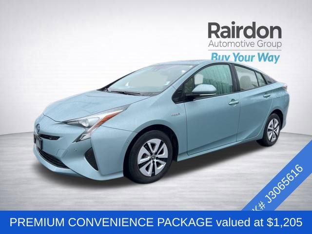Used 2018 Toyota Prius Four w/ Advanced Technology Package FWD image 3