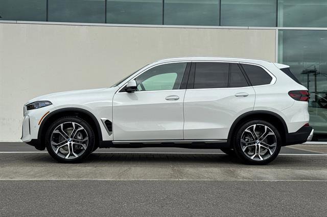 New 2026 BMW X5 sDrive40i w/ Climate Comfort Package image 6