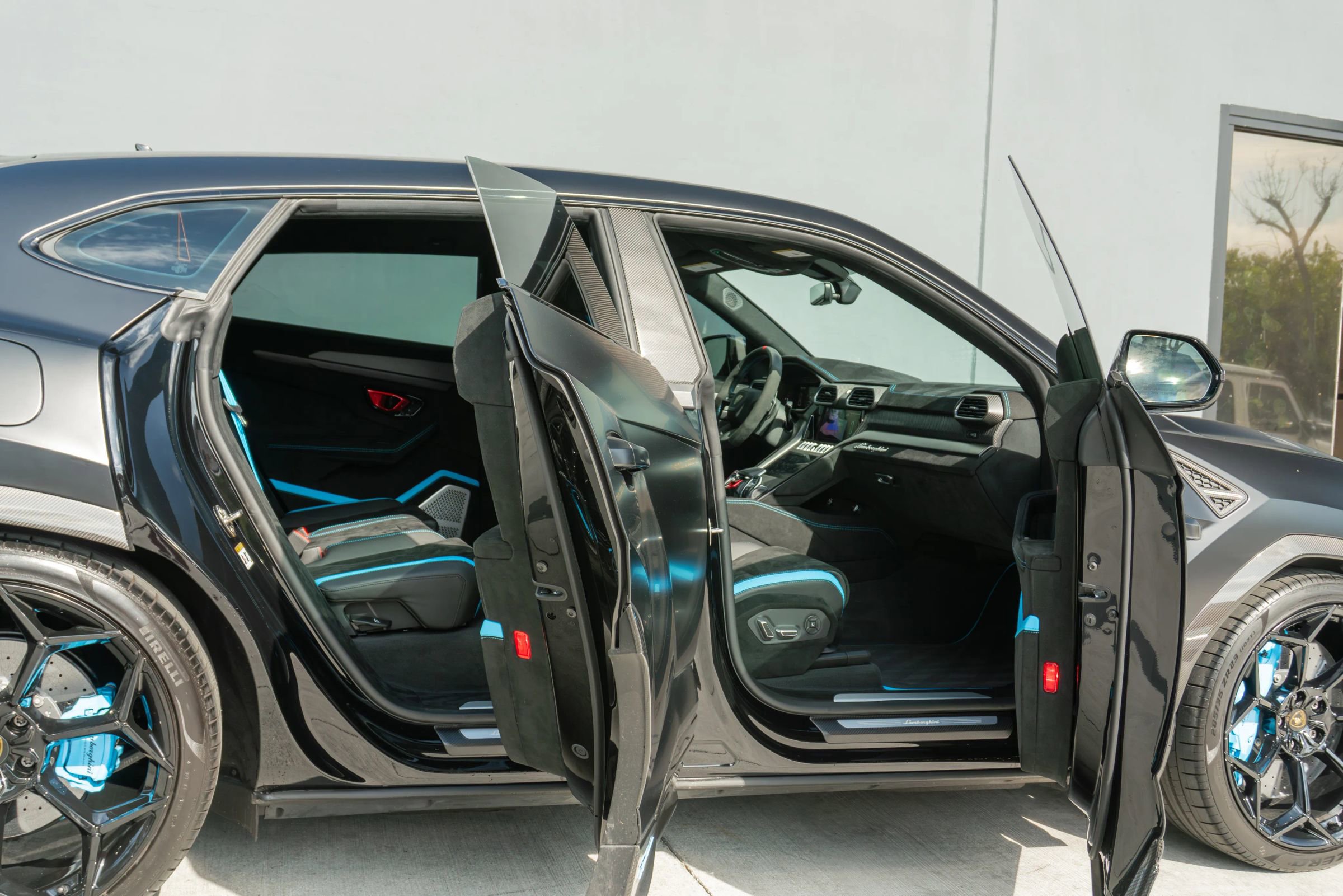 Used 2024 Lamborghini Urus Performante image 57