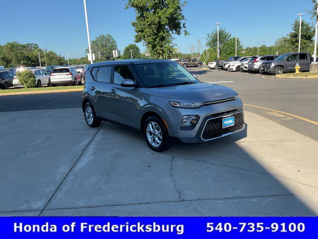 Used 2022 Kia Soul LX w/ Technology Package FWD image 7