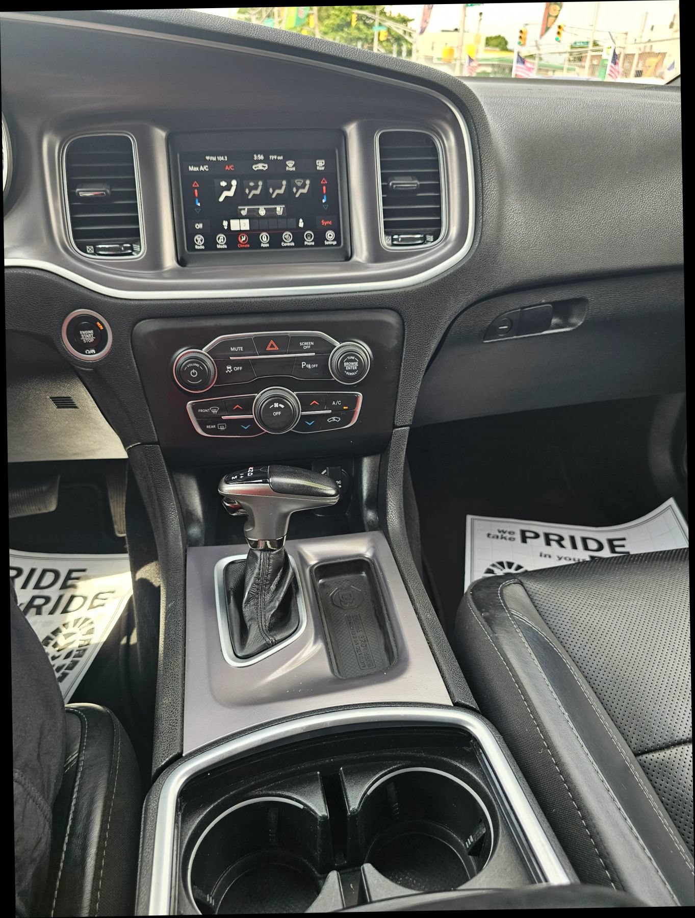 Used 2021 Dodge Charger SXT w/ Leather Interior Group RWD image 27
