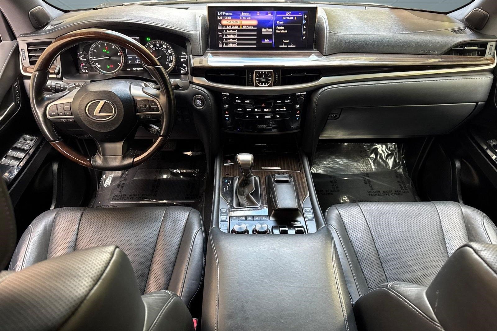 Used 2020 Lexus LX 570 4WD w/ Sport Package image 16