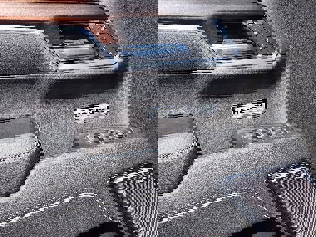 New 2026 GMC Sierra 1500 Denali w/ Denali Reserve Package image 17