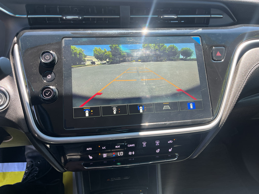 Used 2023 Chevrolet Bolt LT w/ Infotainment Package FWD image 20