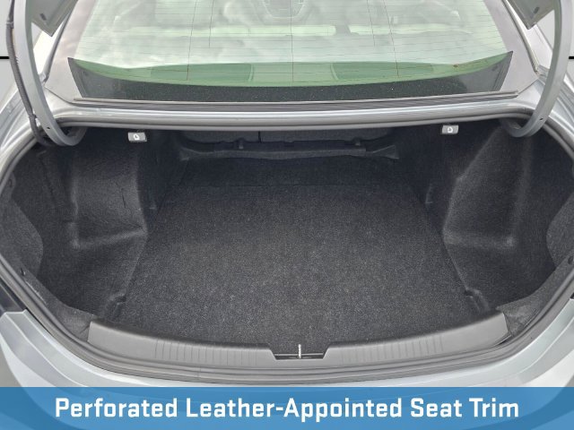 Used 2024 Chevrolet Malibu LT FWD image 16