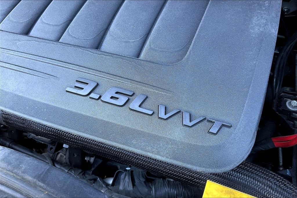 Used 2019 Dodge Grand Caravan SE FWD image 28