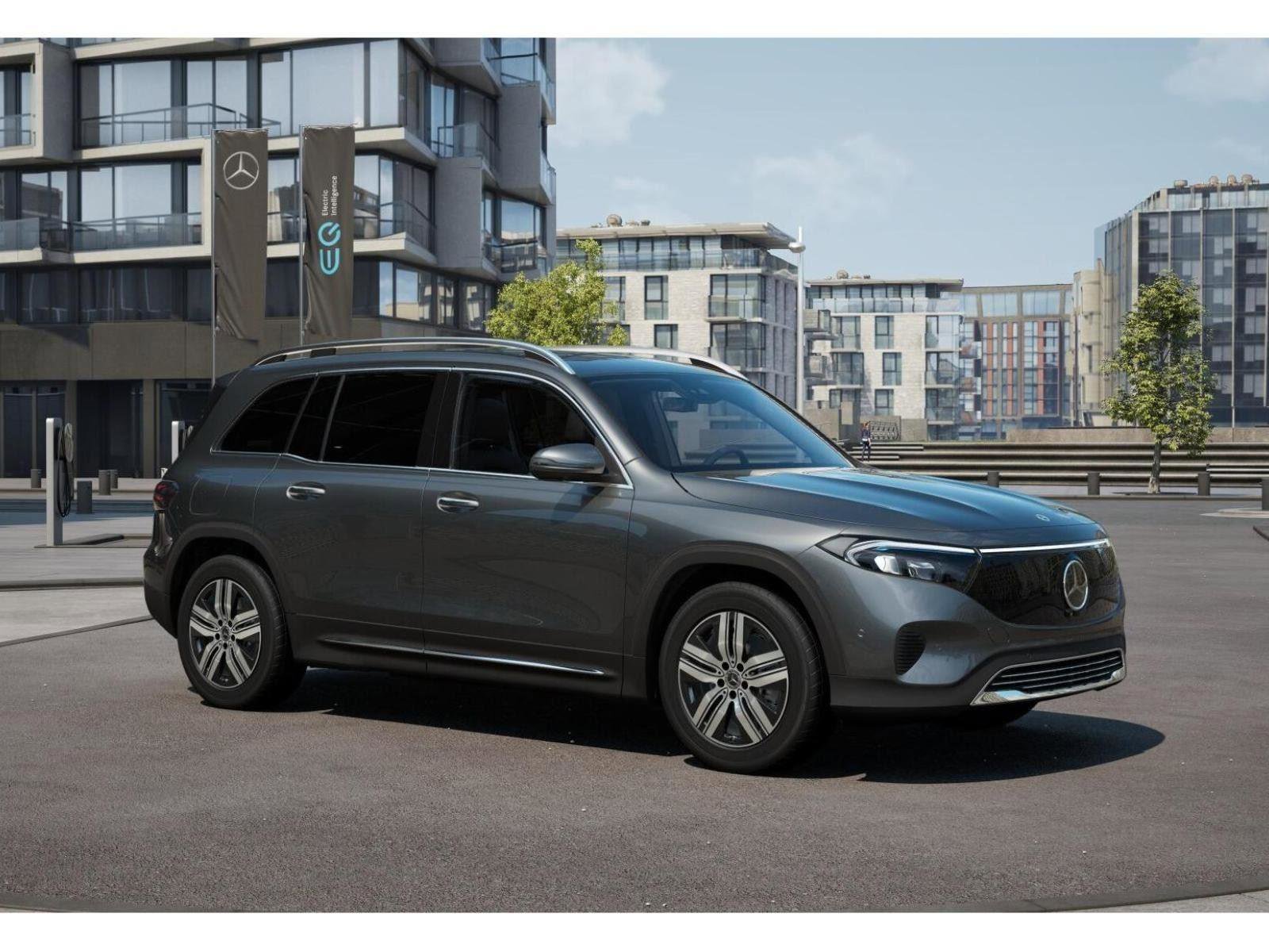 Used 2025 Mercedes-Benz EQB 250+ image 12