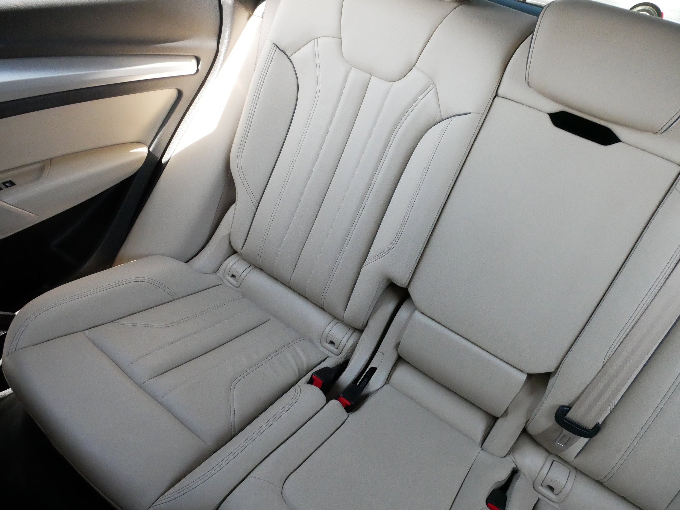 Used 2025 Audi Q5 2.0T Premium w/ Convenience Plus Package image 12