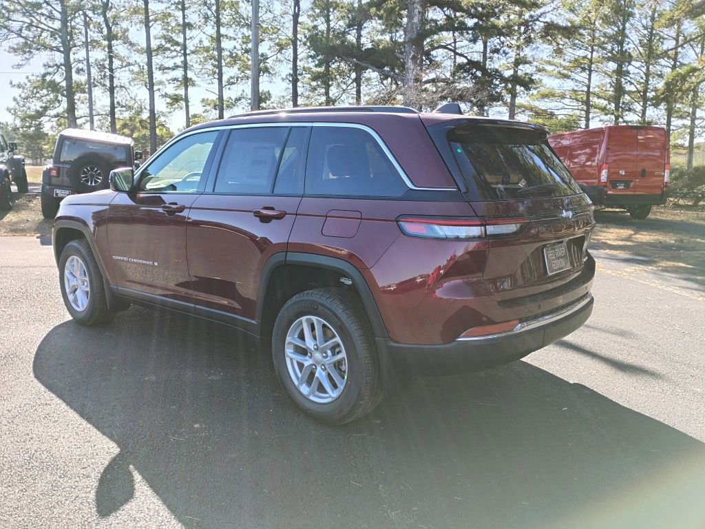 New 2025 Jeep Grand Cherokee Laredo X image 7
