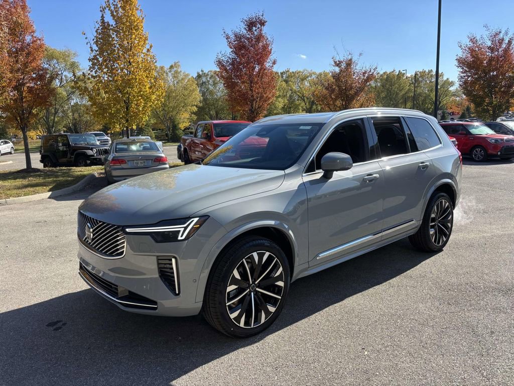 New 2026 Volvo XC90 B6 Plus w/ Protection Package Premier image 3