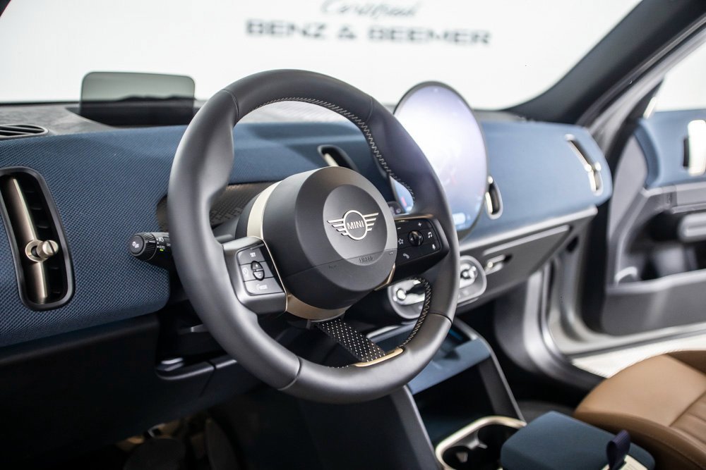 Used 2025 MINI Cooper Countryman SE image 21