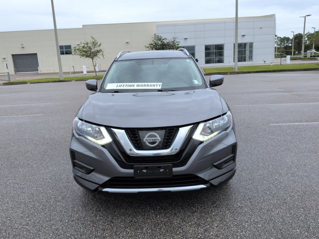 Used 2017 Nissan Rogue SV AWD/4WD image 10