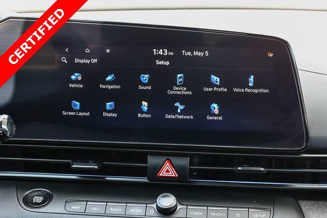 Certified 2025 Hyundai Elantra SEL FWD image 16