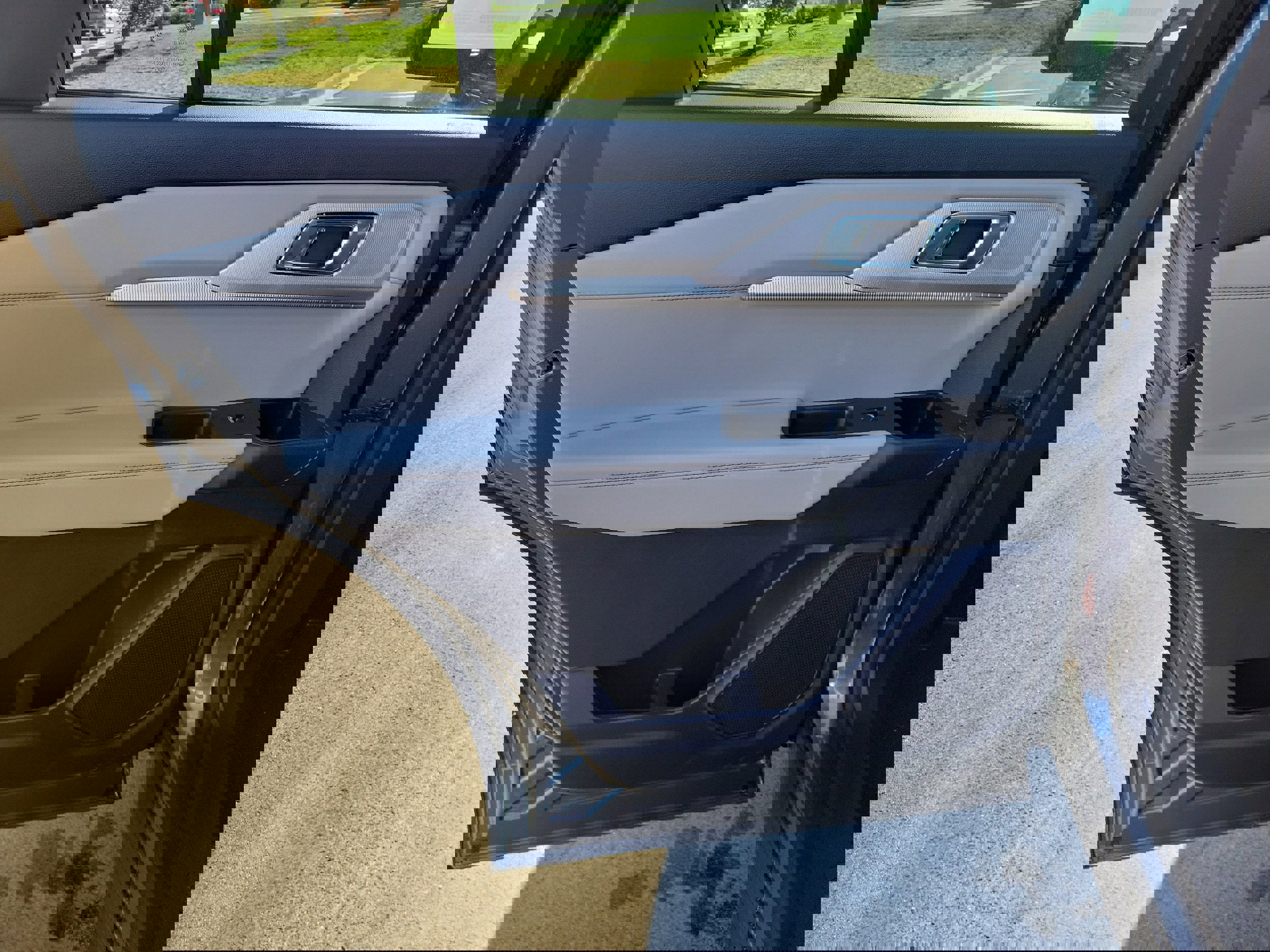 New 2026 Ford Explorer Active image 11