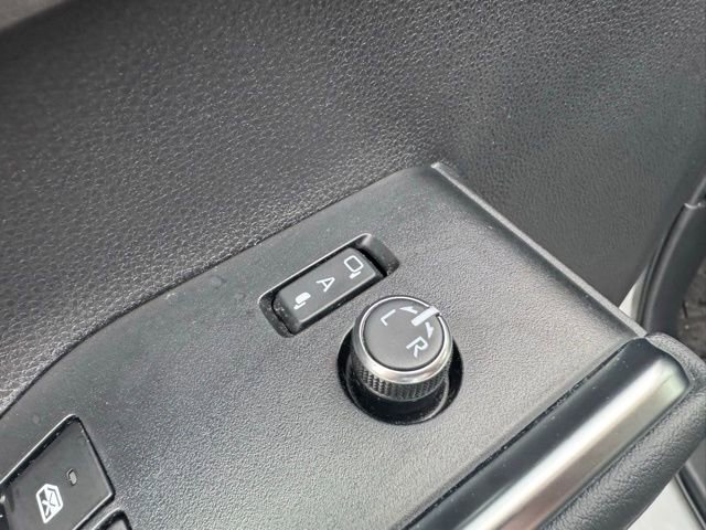 Used 2024 Toyota Highlander Platinum image 21