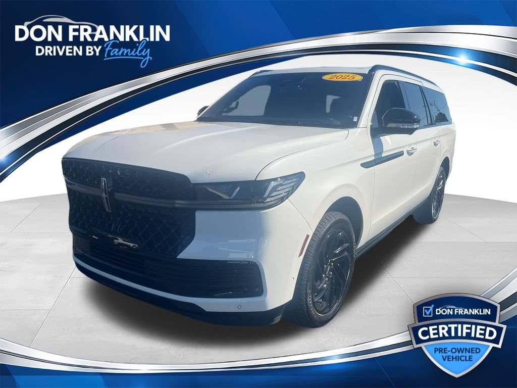 Used 2025 Lincoln Navigator L Reserve w/ Jet Appearance Package