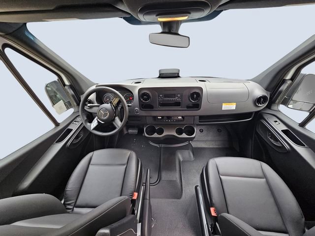 New 2025 Mercedes-Benz Sprinter 2500 image 9