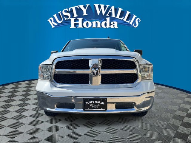 Used 2023 RAM 1500 Classic SLT w/ Electronics Group AWD/4WD image 4
